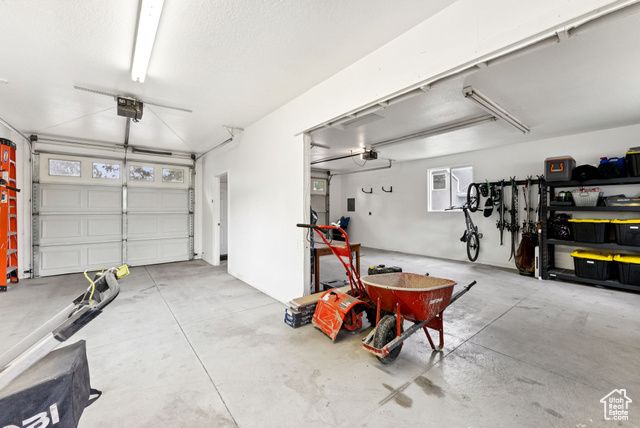 1043 S OXFORD CIR, Fruit Heights, UT 84037