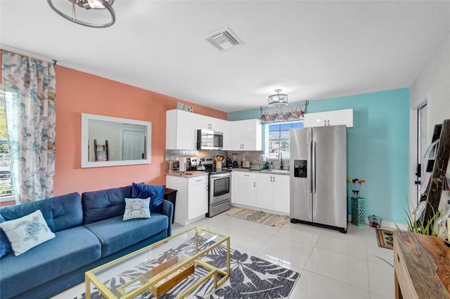 8236 NW 1st Place 1, Miami, FL 33150