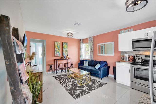 8236 NW 1st Place 1, Miami, FL 33150