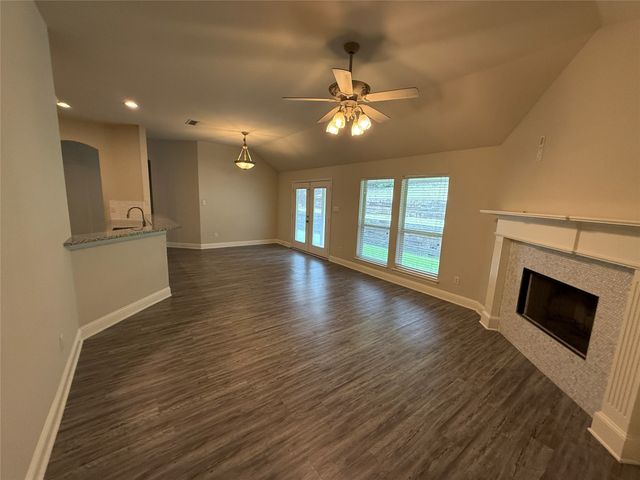 7341 Chambers Lane, Fort Worth, TX 76179