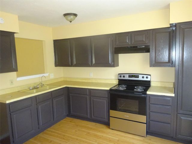 7411 Bahia Lane, Houston, TX 77489