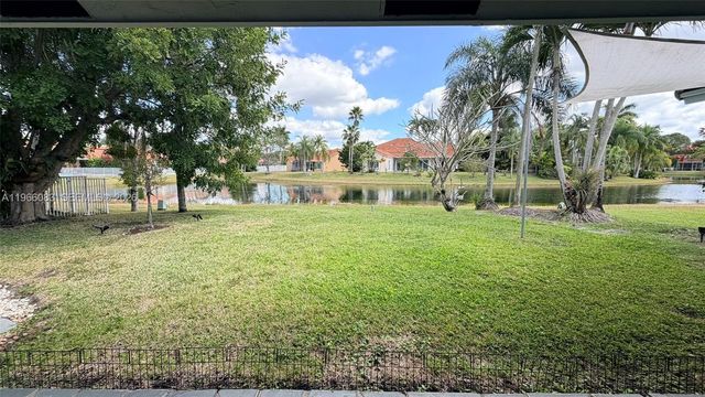 582 Spinnaker, Weston, FL 33326