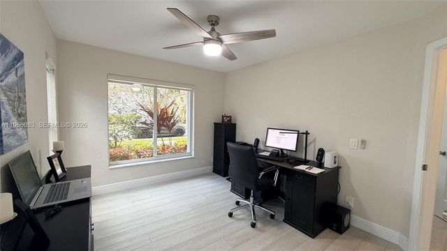 582 Spinnaker, Weston, FL 33326