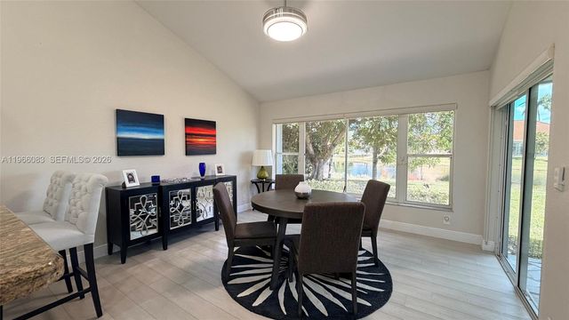 582 Spinnaker, Weston, FL 33326