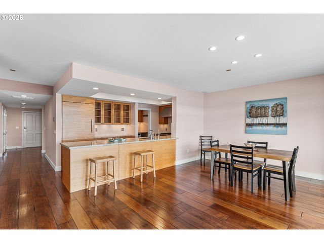 2015 Se COLUMBIA RIVER Dr 220, Vancouver, WA 98661