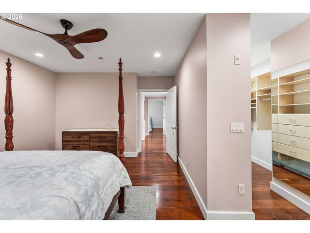 2015 Se COLUMBIA RIVER Dr 220, Vancouver, WA 98661