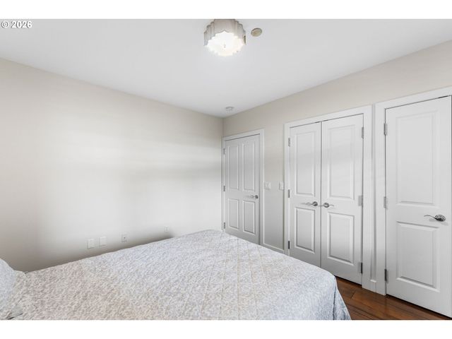 2015 Se COLUMBIA RIVER Dr 220, Vancouver, WA 98661