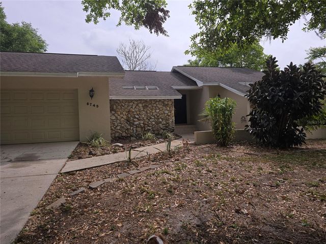 6745 ENGLELAKE DRIVE, Lakeland, FL 33813