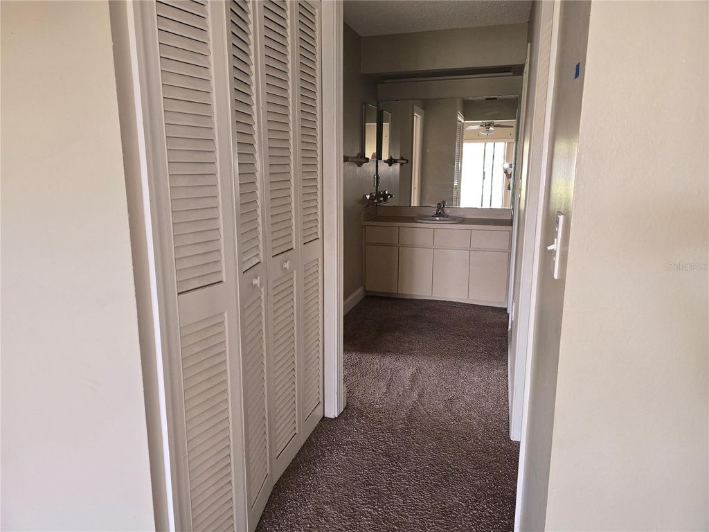 Image 12 of property listing at 6745 ENGLELAKE DRIVE, Lakeland, FL 33813