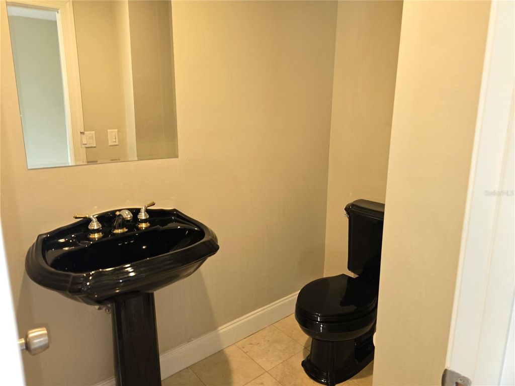 Image 16 of property listing at 6745 ENGLELAKE DRIVE, Lakeland, FL 33813