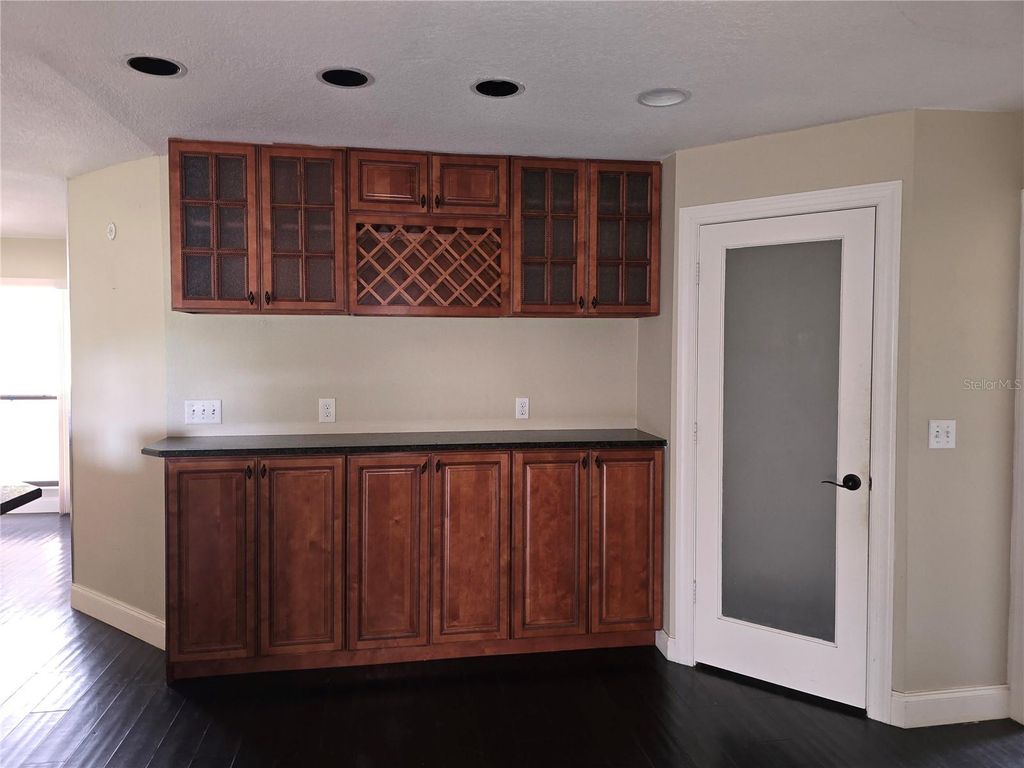 Image 5 of property listing at 6745 ENGLELAKE DRIVE, Lakeland, FL 33813