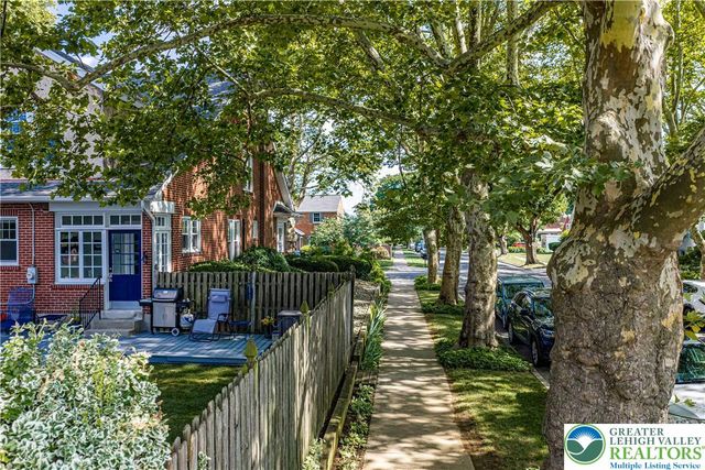 2051 West Livingston Street, Allentown City, PA 18104