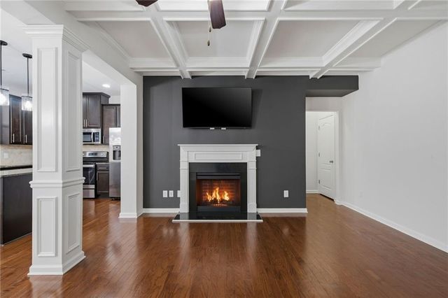 1697 Paxton SW Lane, Lilburn, GA 30047