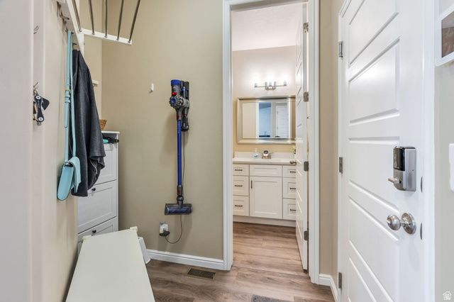 203 E ST GERMAIN WAY, Sandy, UT 84070