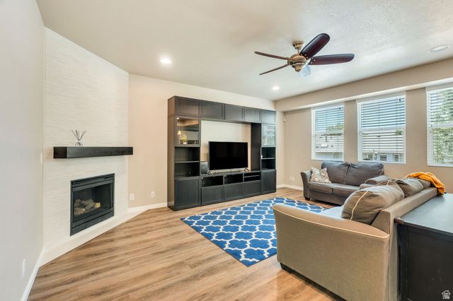 203 E ST GERMAIN WAY, Sandy, UT 84070