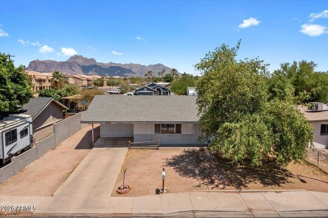 403 S CARDINAL Drive, Apache Junction, AZ 85120