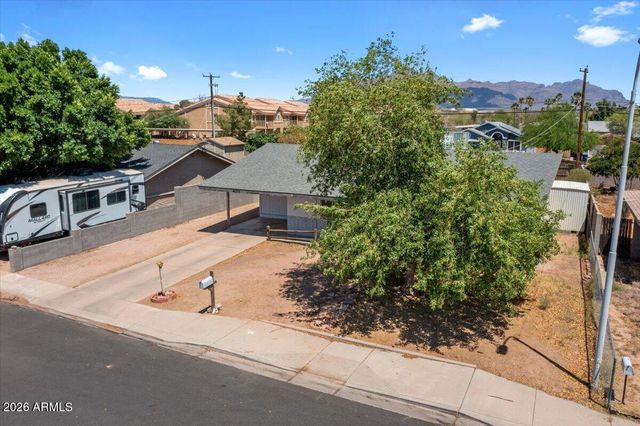 403 S CARDINAL Drive, Apache Junction, AZ 85120