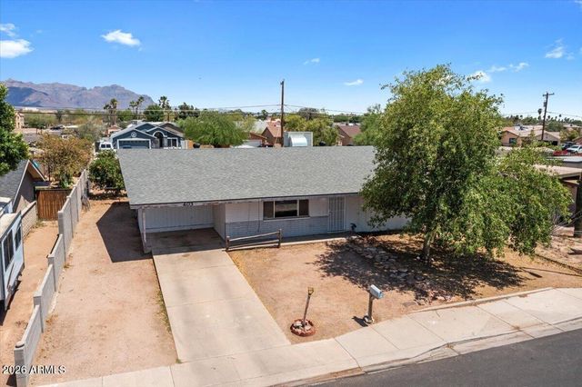 403 S CARDINAL Drive, Apache Junction, AZ 85120