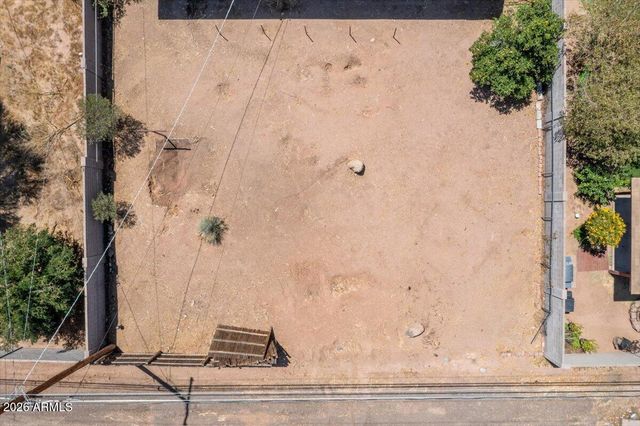 403 S CARDINAL Drive, Apache Junction, AZ 85120