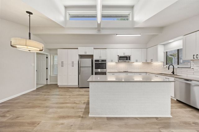 8557 Flint Falls Drive, Dallas, TX 75243
