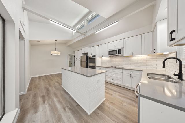 8557 Flint Falls Drive, Dallas, TX 75243