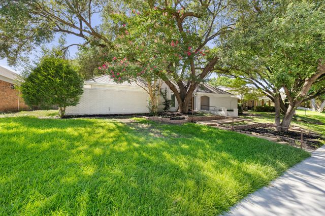 8557 Flint Falls Drive, Dallas, TX 75243