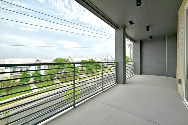 4801 Springdale RD 1301, Austin, TX 78723