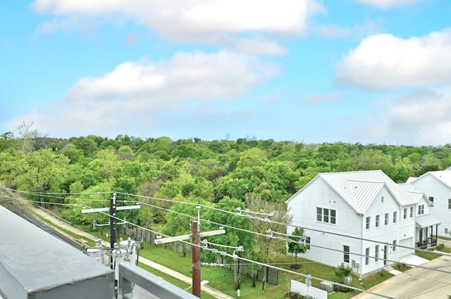 4801 Springdale RD 1301, Austin, TX 78723
