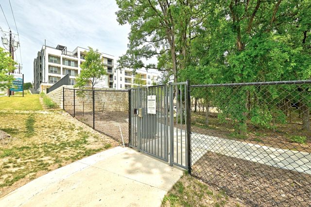 4801 Springdale RD 1301, Austin, TX 78723