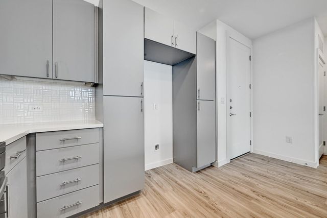 4801 Springdale RD 1301, Austin, TX 78723