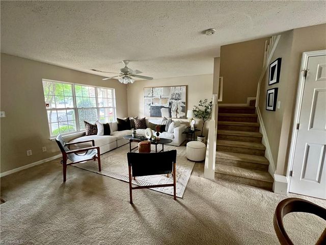 88 Tannenbaum Circle, Greensboro, NC 27410