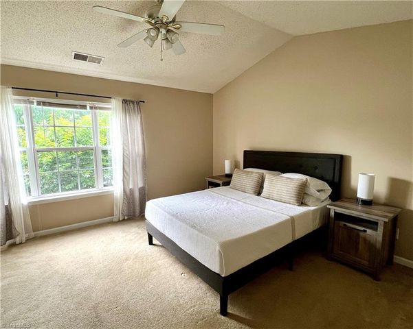 88 Tannenbaum Circle, Greensboro, NC 27410