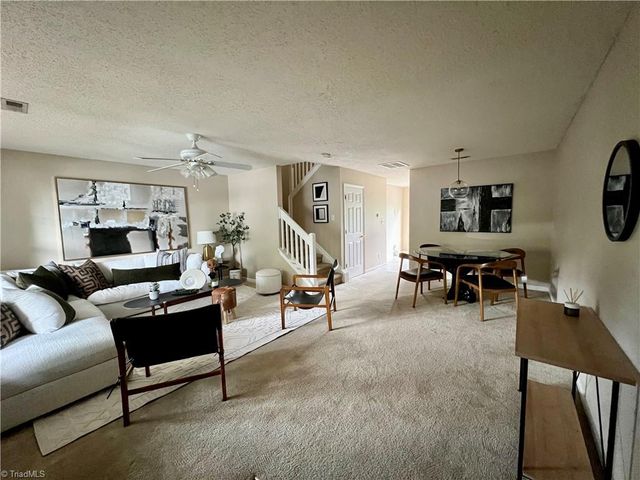 88 Tannenbaum Circle, Greensboro, NC 27410