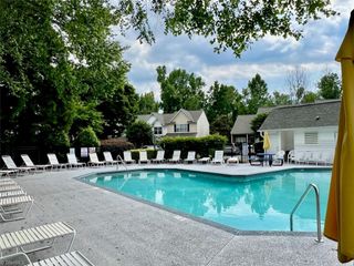 88 Tannenbaum Circle, Greensboro, NC 27410