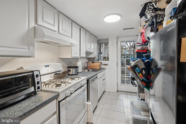 1373 QUINCY ST NW, Washington, DC 20011