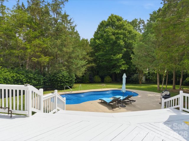 8603 Tintinhull Lane, Waxhaw, NC 28173