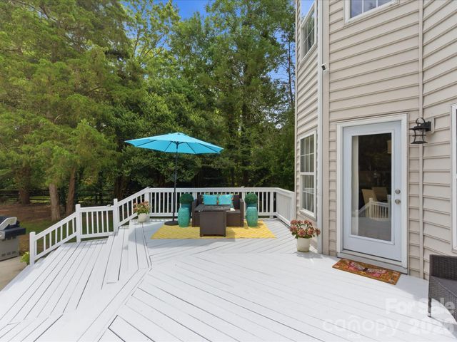 8603 Tintinhull Lane, Waxhaw, NC 28173