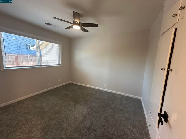 5501 Pennsylvania Blvd, Concord, CA 94521