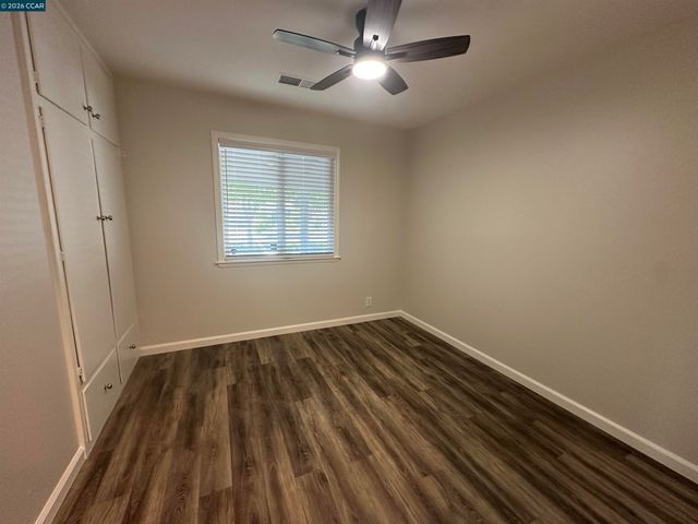 5501 Pennsylvania Blvd, Concord, CA 94521