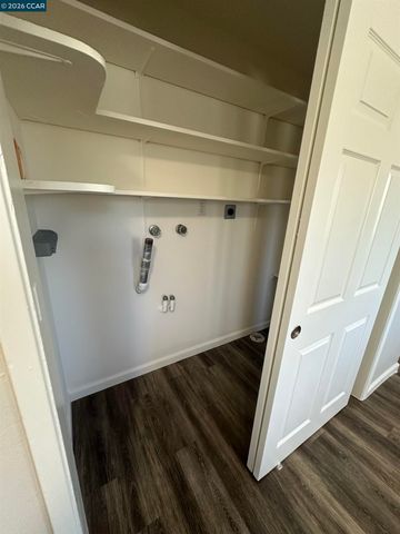 5501 Pennsylvania Blvd, Concord, CA 94521