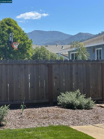 5501 Pennsylvania Blvd, Concord, CA 94521