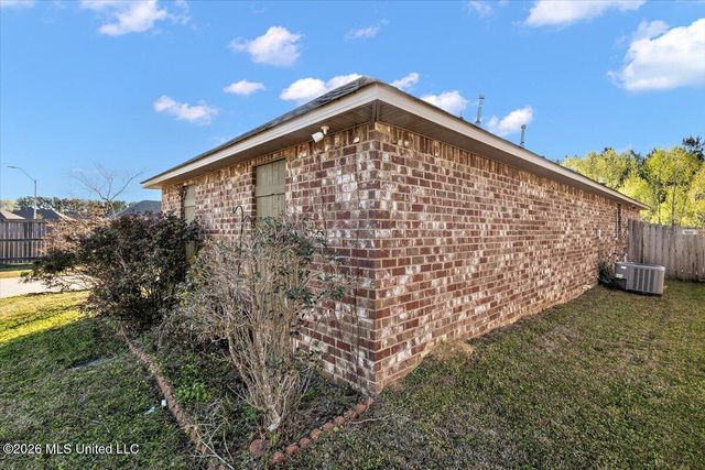 526 Brighton Trail, Florence, MS 39073