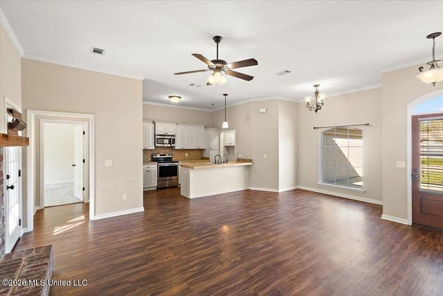 526 Brighton Trail, Florence, MS 39073