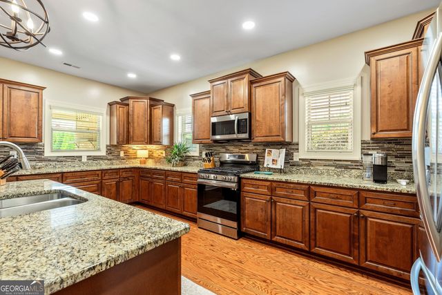 53 Ranan Ln, Newnan, GA 30263