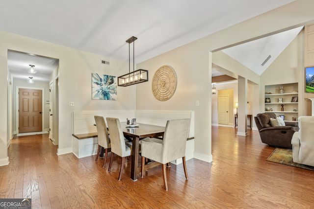 53 Ranan Ln, Newnan, GA 30263