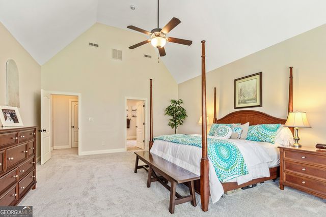 53 Ranan Ln, Newnan, GA 30263