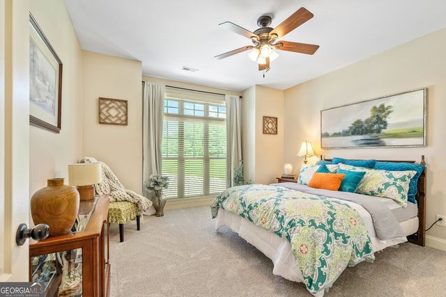 53 Ranan Ln, Newnan, GA 30263