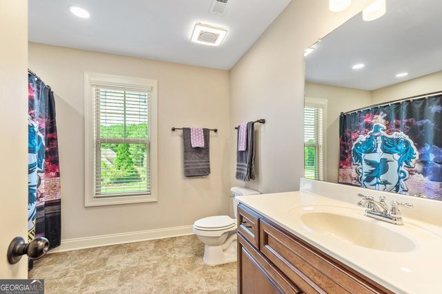 53 Ranan Ln, Newnan, GA 30263