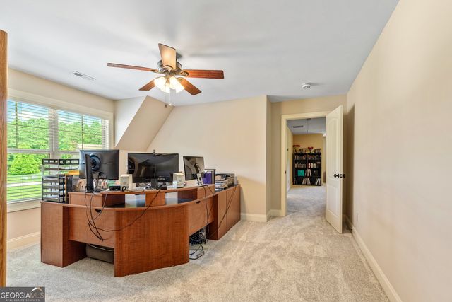 53 Ranan Ln, Newnan, GA 30263