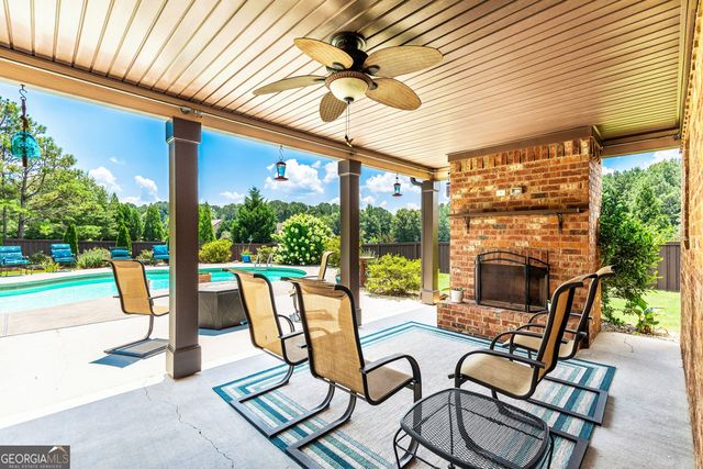53 Ranan Ln, Newnan, GA 30263